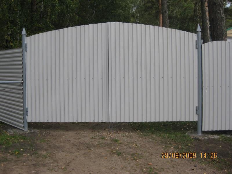 Металлические ворота для гаража распашные Металлические ворота для гаража распашные Новосибирск