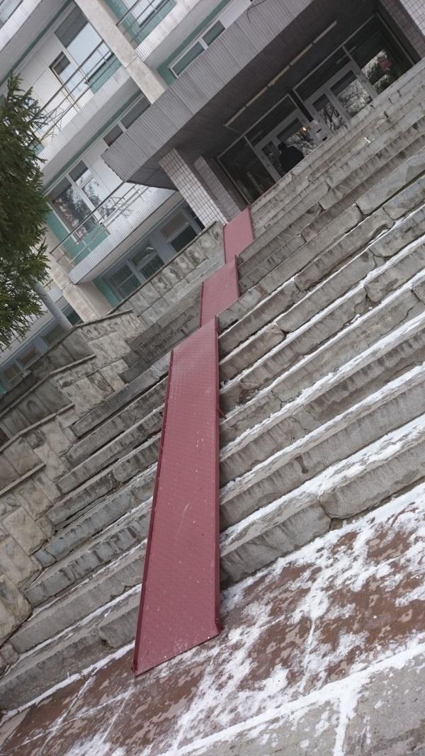 Пандусы для колясок в жилых домах Пандусы для колясок в жилых домах Новосибирск