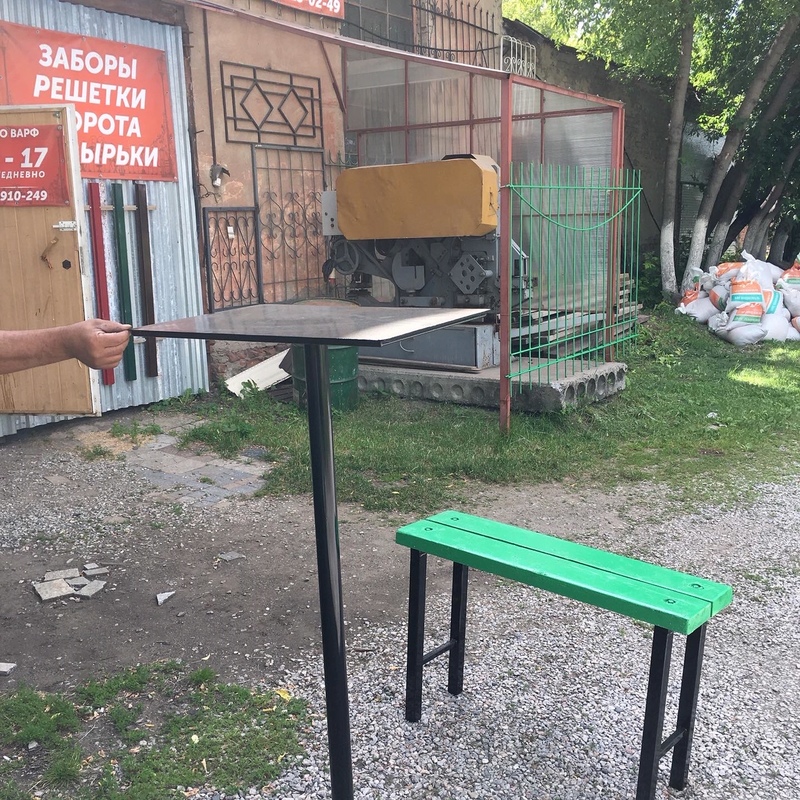 Металлические столики на кладбище, на могилу Металлические столики на кладбище, на могилу